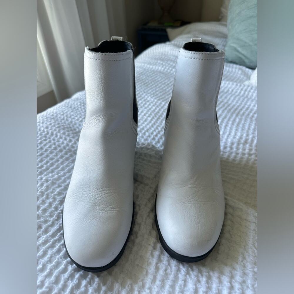 Sorel Joan Uptown Chelsea Size 8.5 White Wedge - Picture 7 of 10